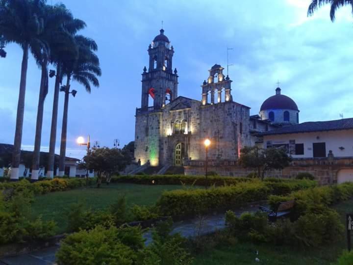 El Portal De Don Luis Hotell Guadalupe Eksteriør bilde